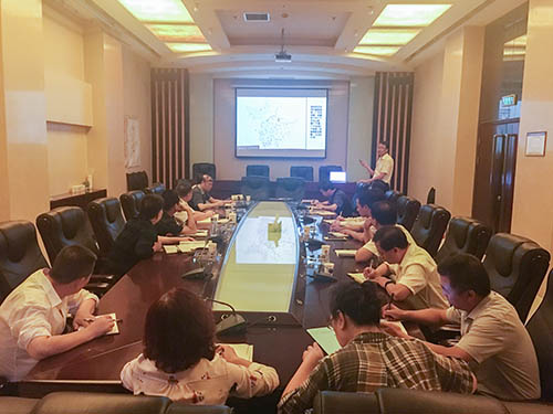 建設(shè)集團(tuán)董事長(zhǎng)寧興剛主持召開合作項(xiàng)目研討會(huì)