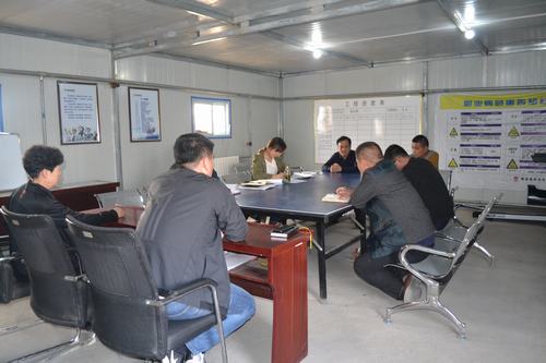 “雙節(jié)”前夕，“三送”到基層