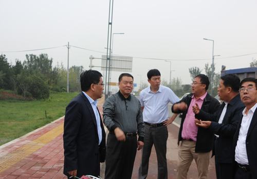 陜煤集團(tuán)總經(jīng)理助理、建設(shè)集團(tuán)聯(lián)合黨委書記、董事長(zhǎng)寧興剛節(jié)日期間深入寶雞分公司施工現(xiàn)場(chǎng)視察慰問(wèn)