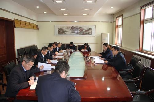 銅煤公司2017年度領(lǐng)導(dǎo)班子民主生活會(huì)相互批評“辣”味足