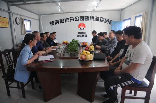 勞動節(jié)聽一線心聲 夯實班組建設(shè)基礎(chǔ)