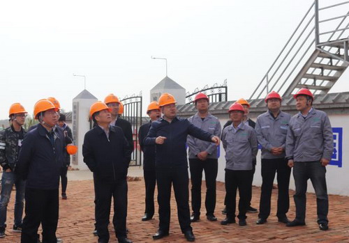 陜西環(huán)保集團總經(jīng)理顧峰一行蒞臨銅川公司在建項目檢查指導工作