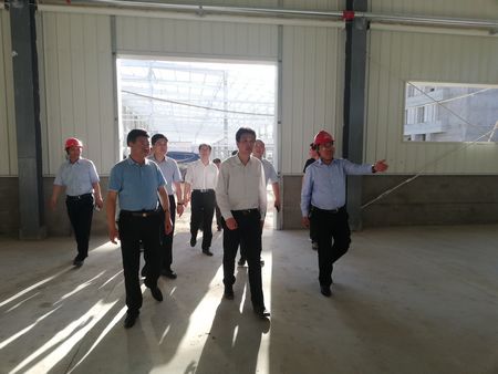 榆林市委書記戴征社一行蒞臨陜煤建設天工公司承建的清澗紅棗深加工項目調研指導工作