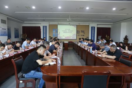 陜煤建設(shè)天工公司召開“不忘初心  牢記使命”主題教育兩級班子學(xué)習暨“四優(yōu)”黨員表彰會