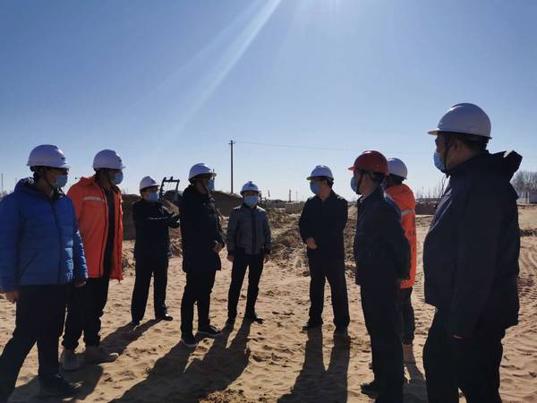 靖神鐵路領導深入施工現(xiàn)場檢查指導防疫及安全生產(chǎn)工作