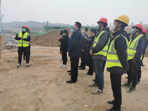 陜西省政府投資評(píng)審中心、陜西省發(fā)改委縣域處及咸陽(yáng)市發(fā)改委相關(guān)領(lǐng)導(dǎo)蒞臨銀西高鐵項(xiàng)目指導(dǎo)檢查工作