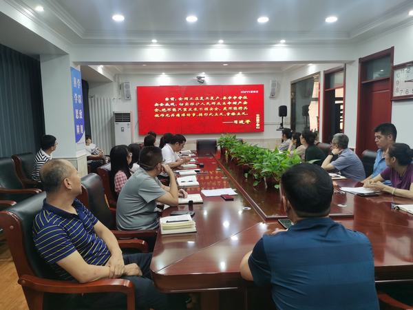 陜煤建設(shè)韓城分公司紀(jì)委三個(gè)注重深入施工一線(xiàn)“廉廉”看