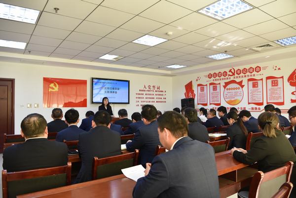 陜煤建設(shè)煤礦運(yùn)營服務(wù)分公司:“三個(gè)抓手”瞄準(zhǔn)干部作風(fēng)提升年活動(dòng)“靶心”