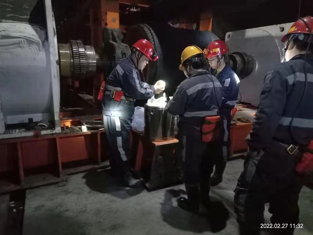 陜煤建設韓城分公司踐行“四個倡導”見實效之倡導做一名創(chuàng)新型實干型管理者