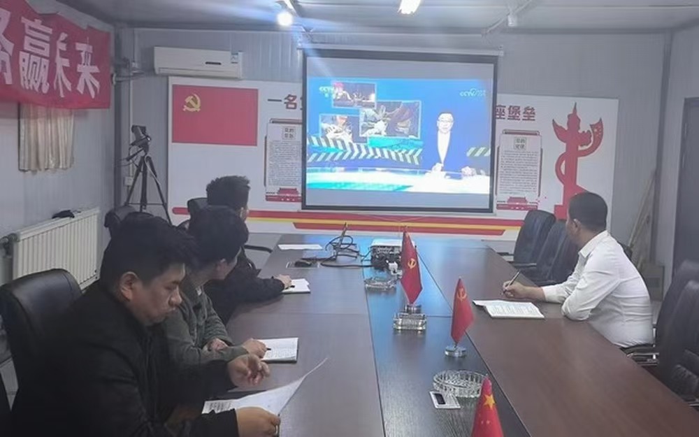 陜煤建設(shè)煤礦運(yùn)營(yíng)服務(wù)分公司：紀(jì)律小課堂 筑牢大防線