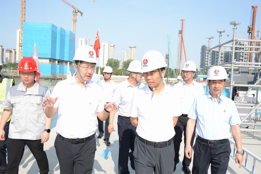 陜煤集團(tuán)副總經(jīng)理宋召軍深入天工公司項(xiàng)目一線檢查指導(dǎo)