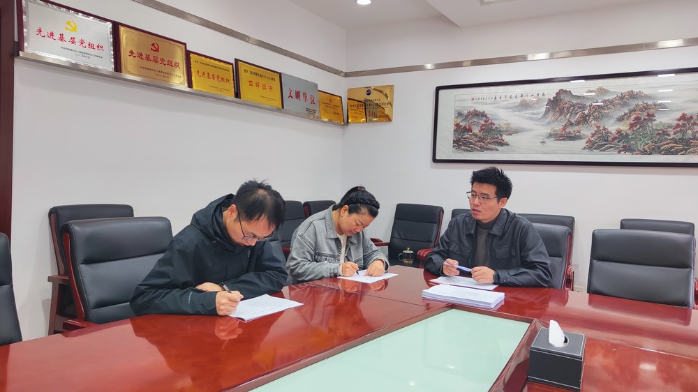 ?陜煤建設(shè)銅煤公司：深耕“干部畫像”工作，為高素質(zhì)隊(duì)伍建設(shè)注入強(qiáng)勁動(dòng)能